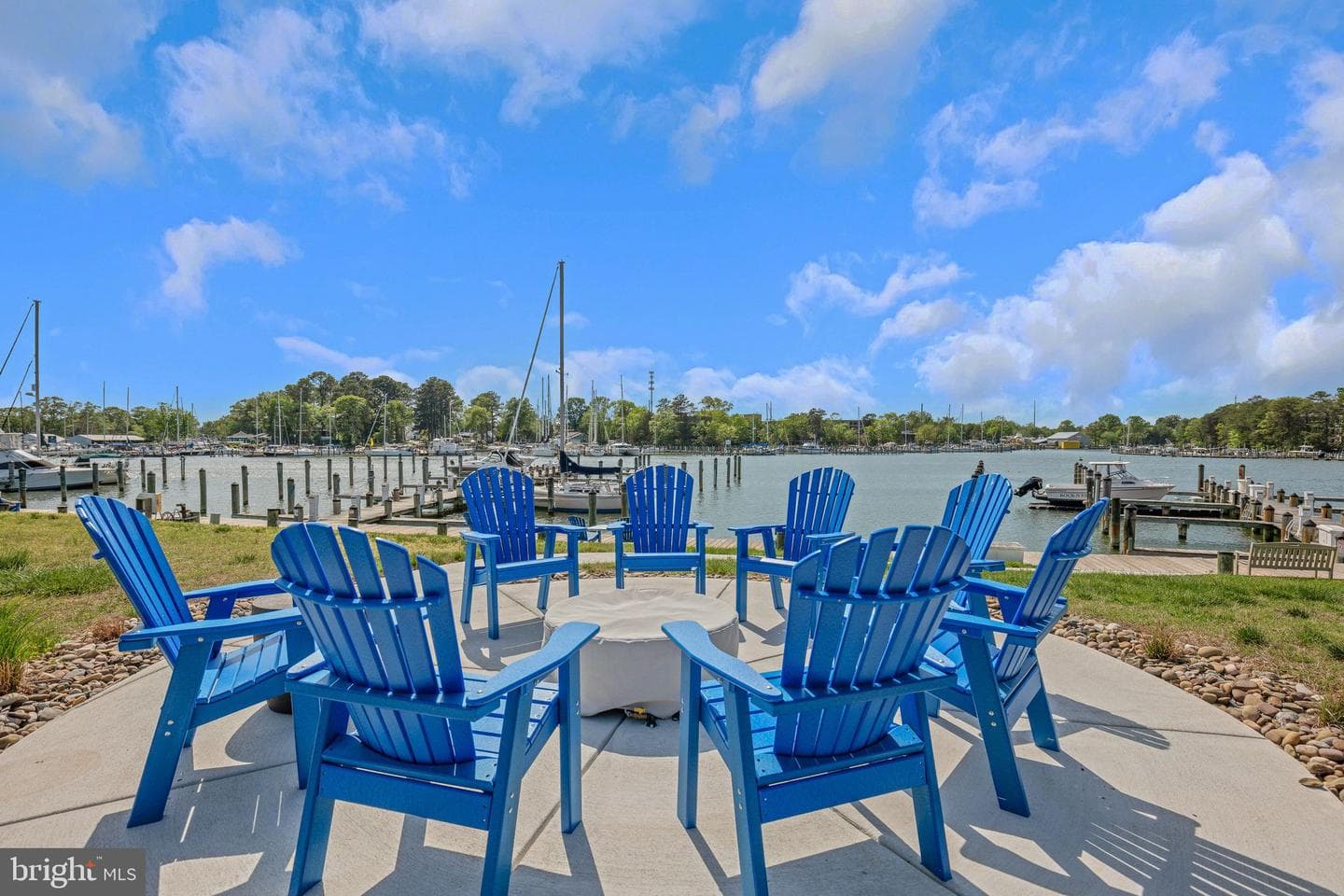 611 Oyster Bay Place #201 photo 34