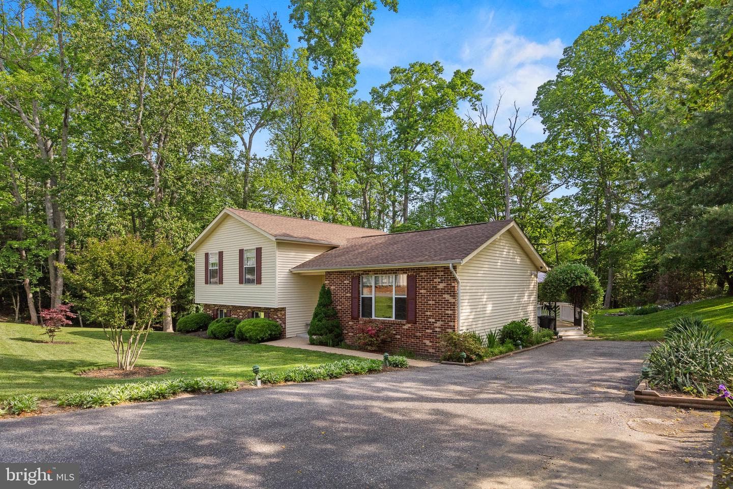 8186 Ebbtide Lane photo 11