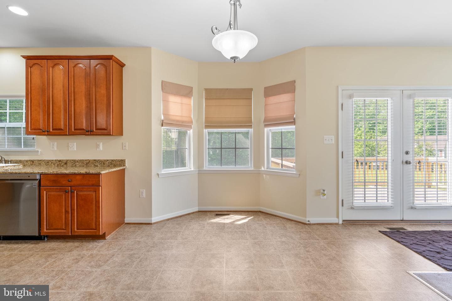 2024 Baythorne Road photo 5