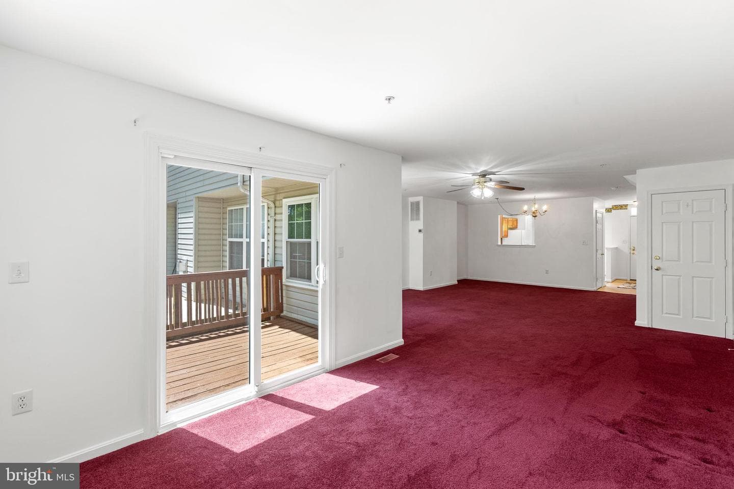 423 Cambridge Place photo 9