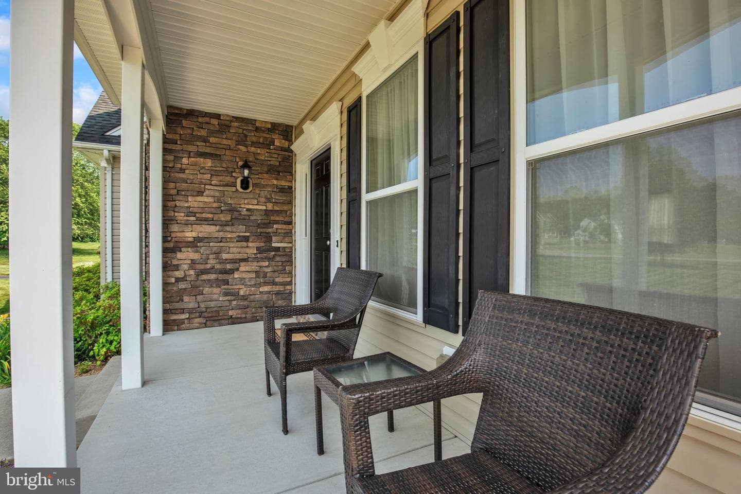 2058 Baythorne Road photo 5
