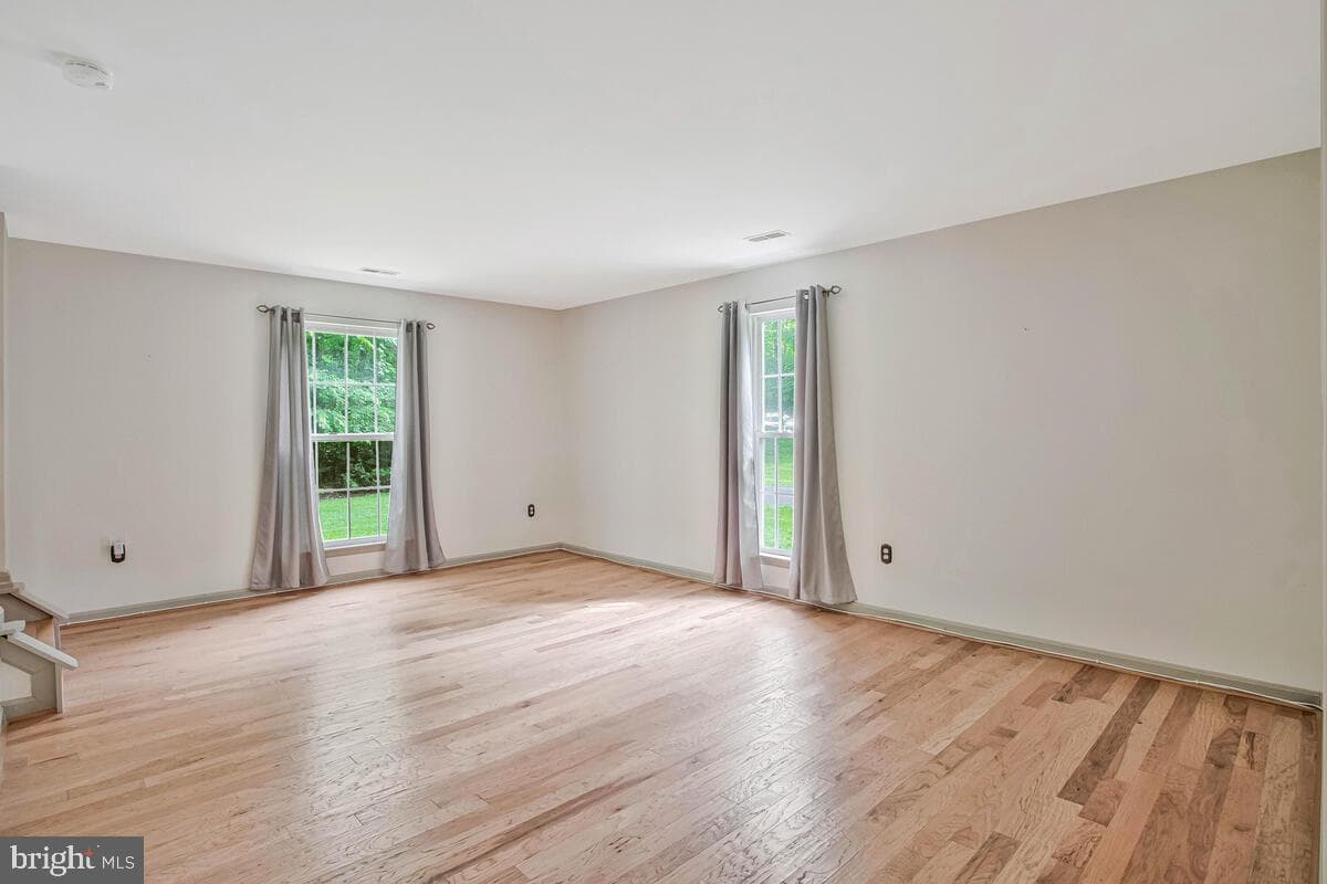 7701 Lake Shore Drive photo 13