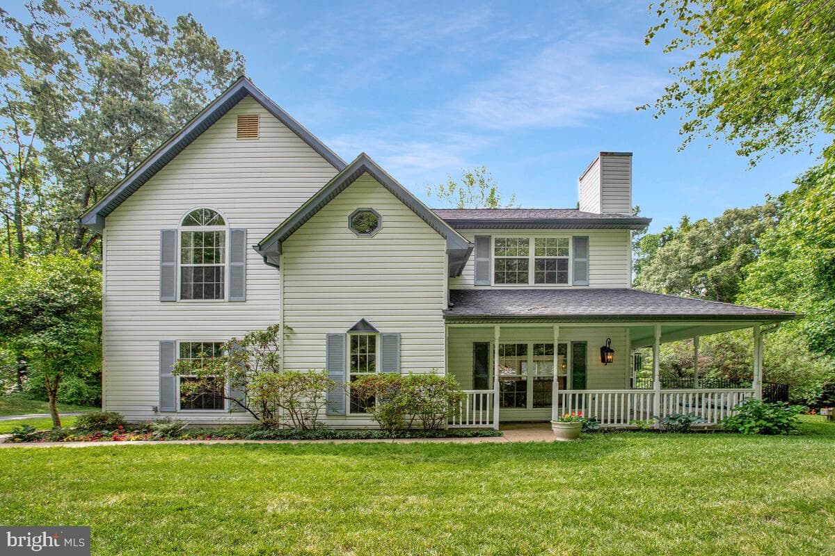 7701 Lake Shore Drive photo 2