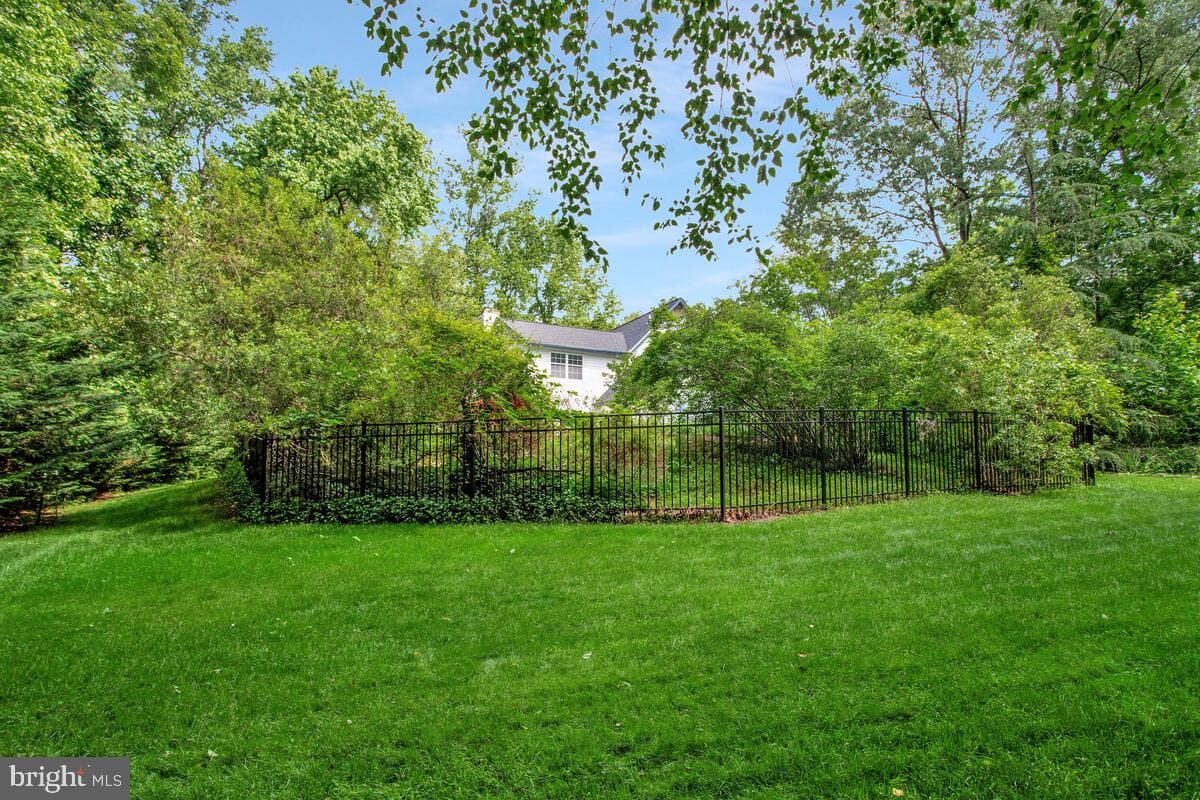 7701 Lake Shore Drive photo 46