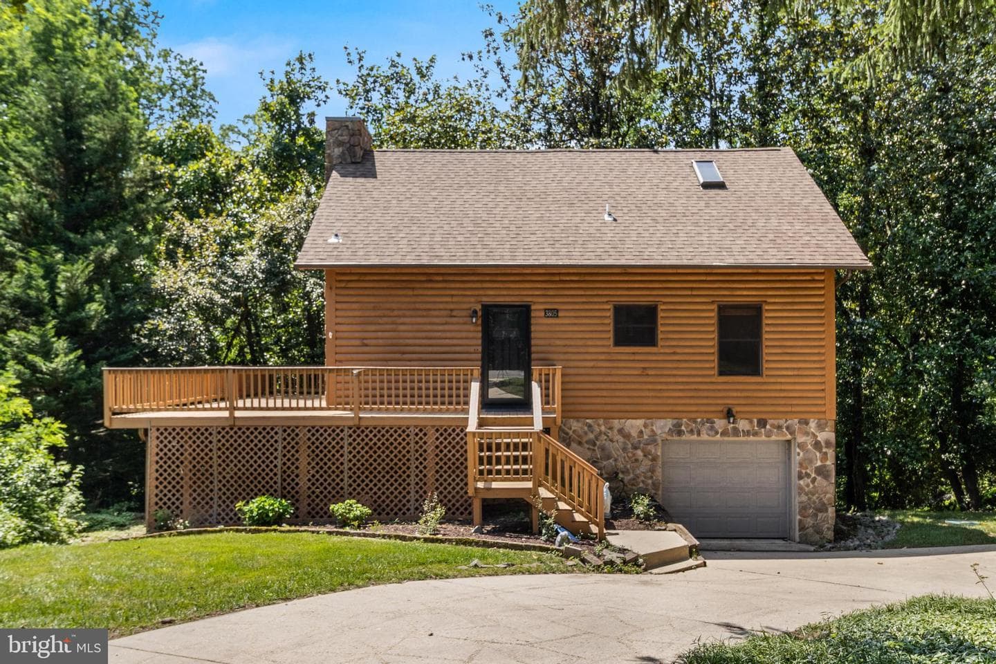 3805 Balsam Road photo 2