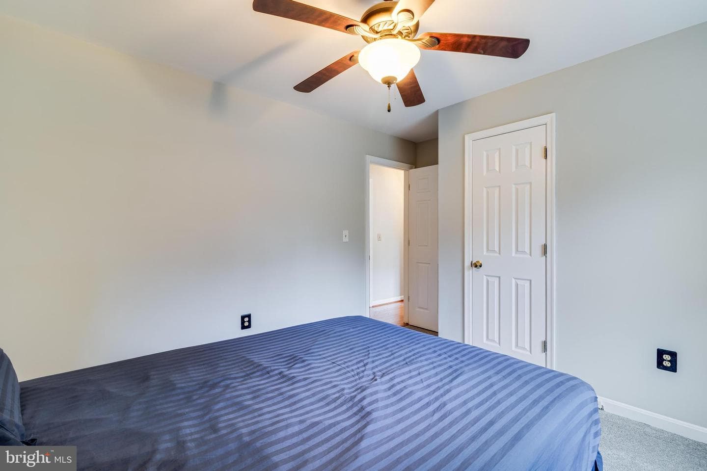 816 Golden West Way photo 19