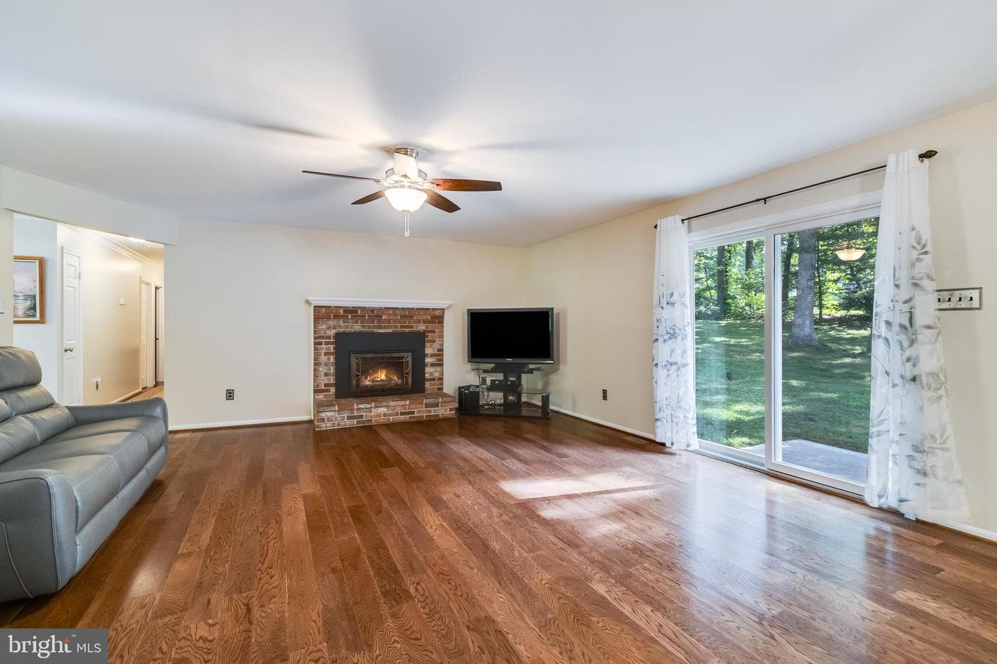 11215 Maplewood Drive photo 21