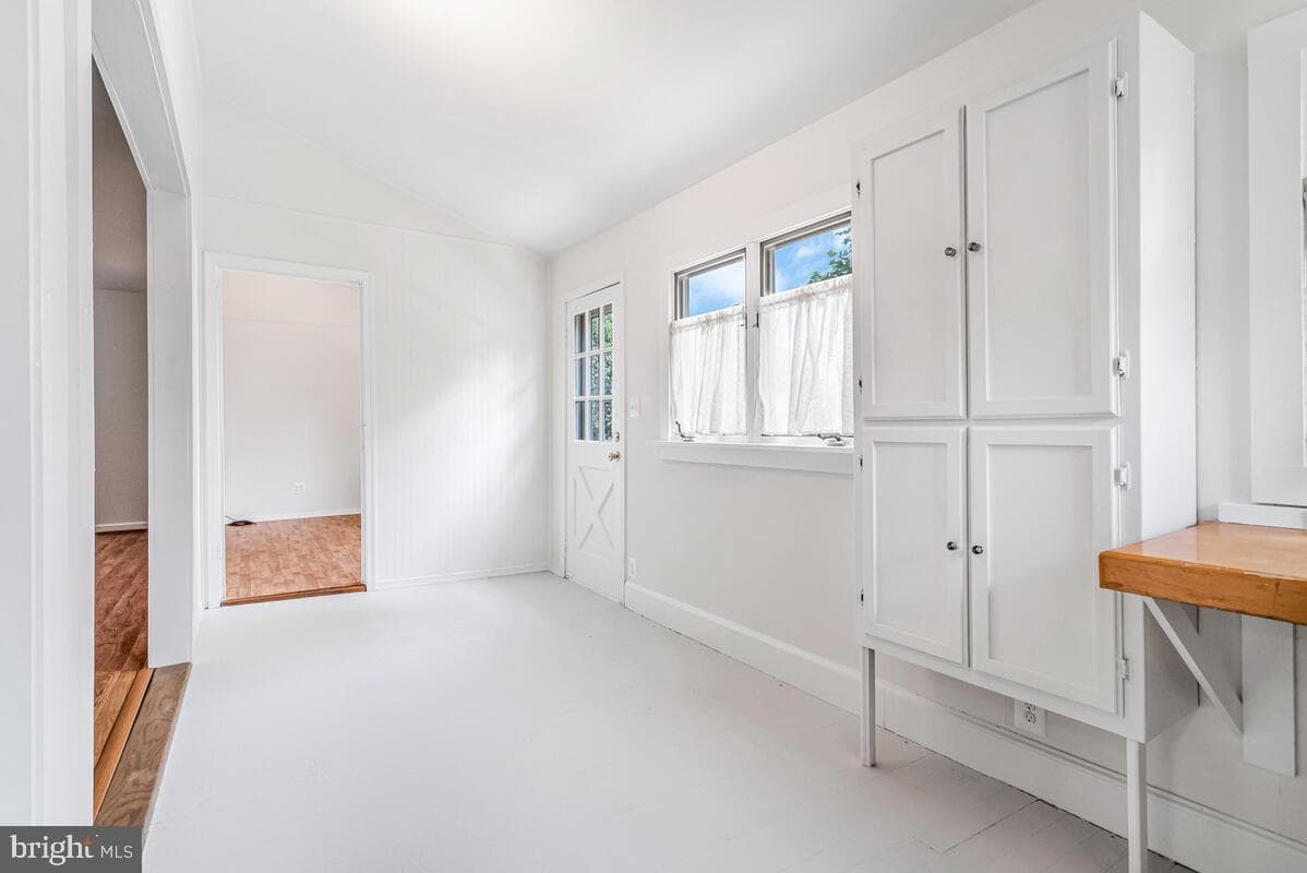 3205 Highview Road photo 12
