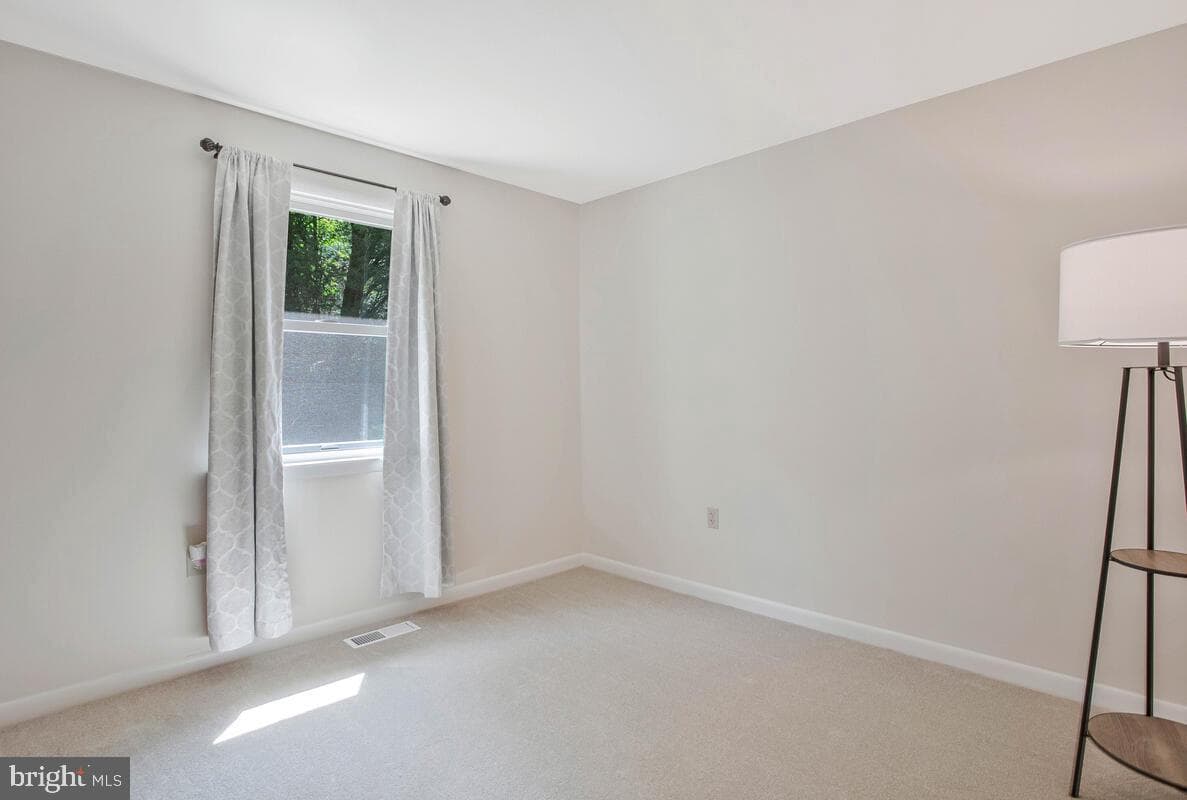 35 Walton Road photo 18