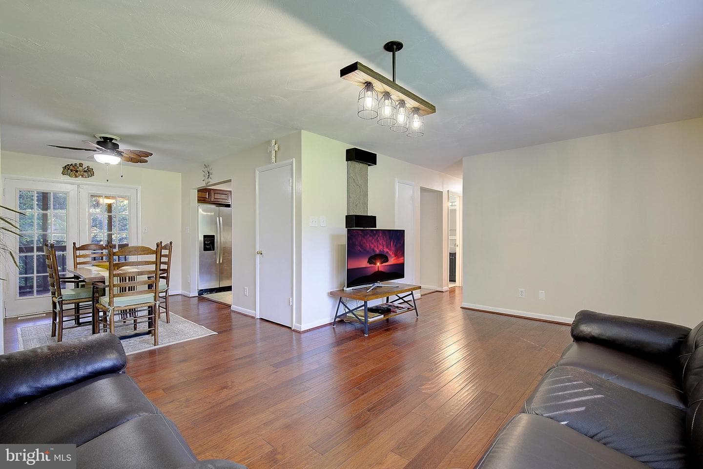 2038 Boyds Trail photo 3