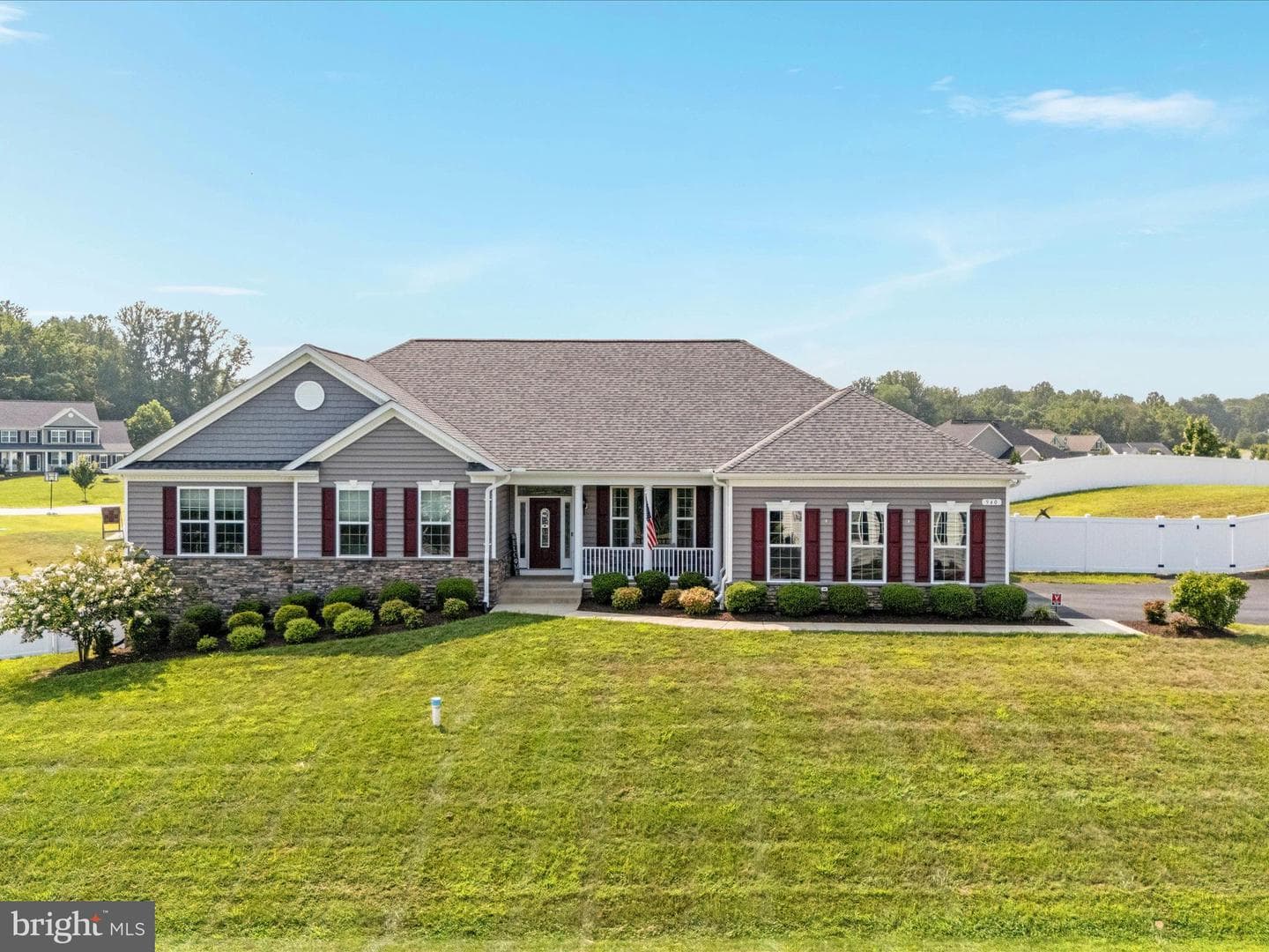 940 Peppertree Lane photo 3