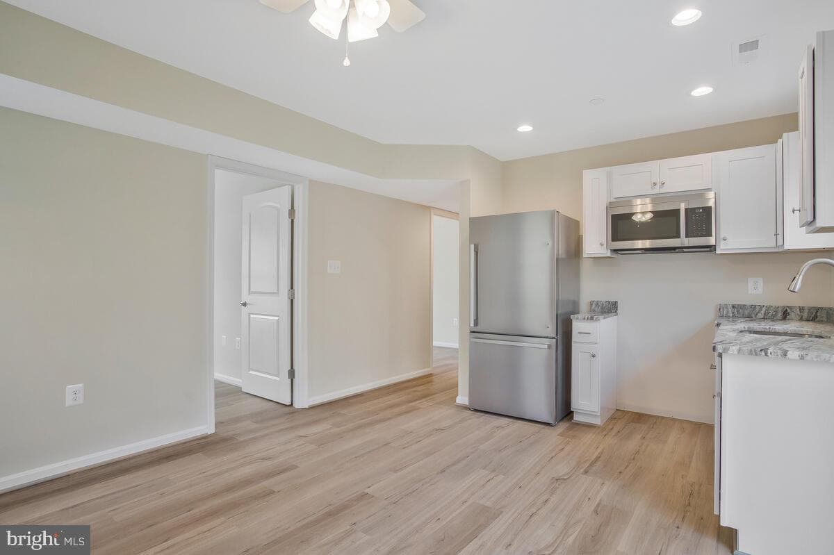 1160 Golden West Way photo 33