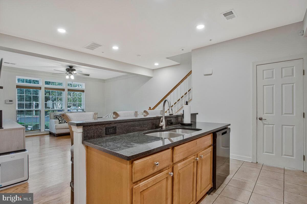 2229 Ivy Lane #1 photo 8