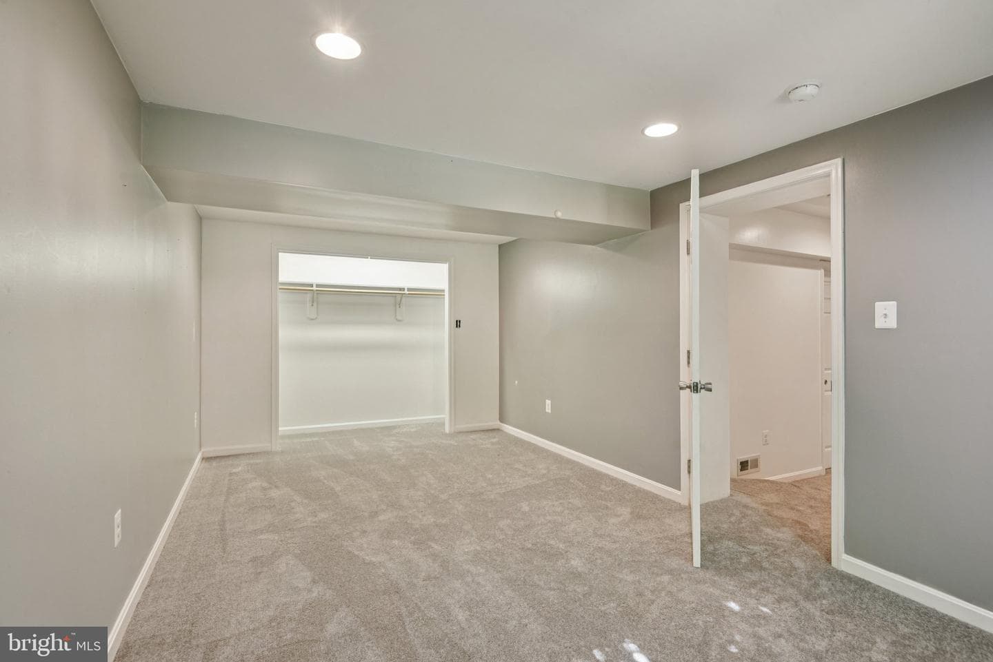 158 Thunderbird Drive photo 30