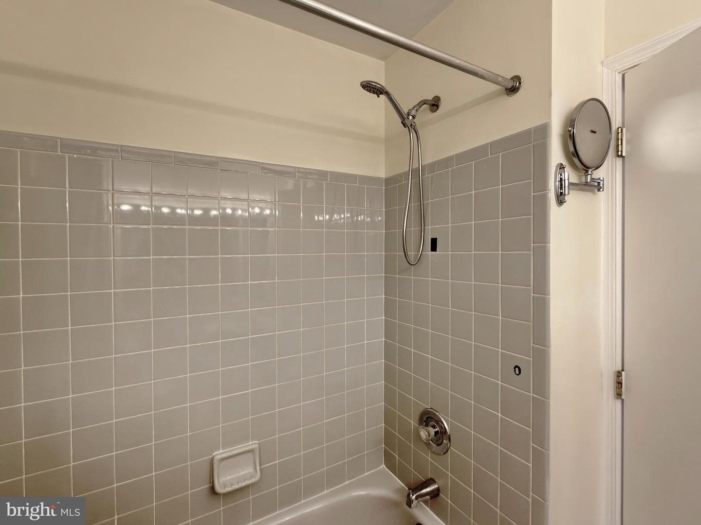 1135 Sheridan Drive photo 58