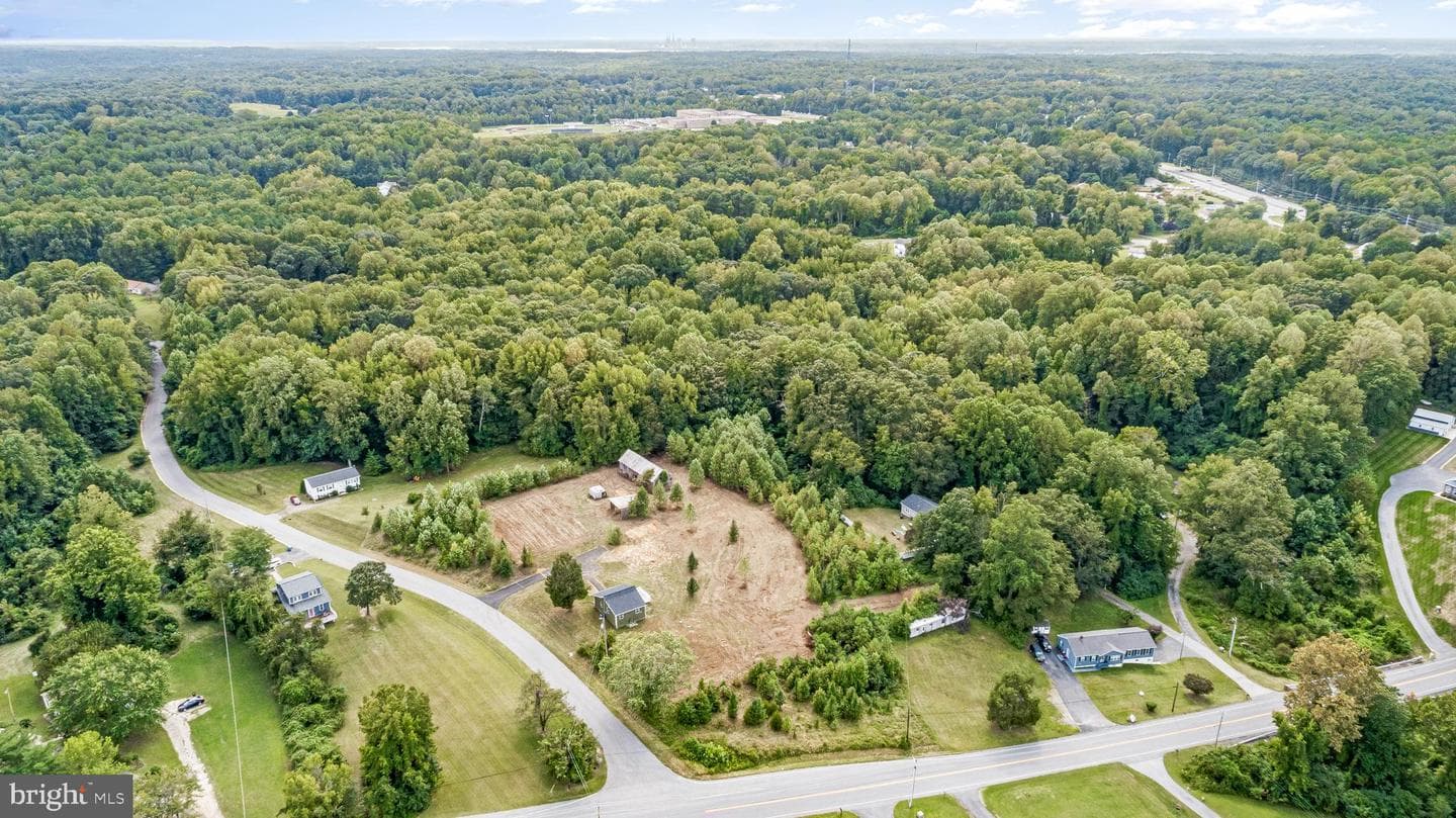 4470 Harvest Lane photo 10