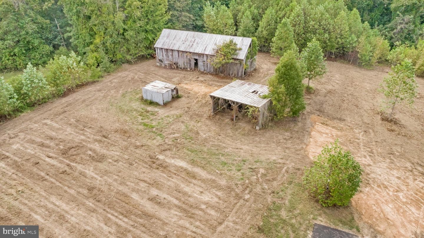 4470 Harvest Lane photo 19