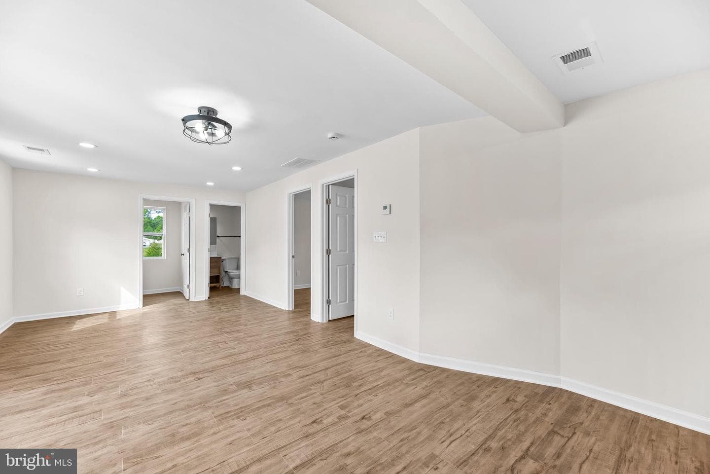 4470 Harvest Lane photo 37