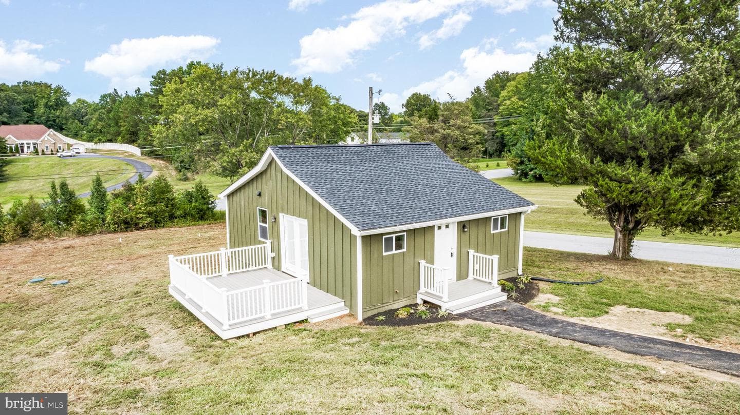 4470 Harvest Lane photo 7