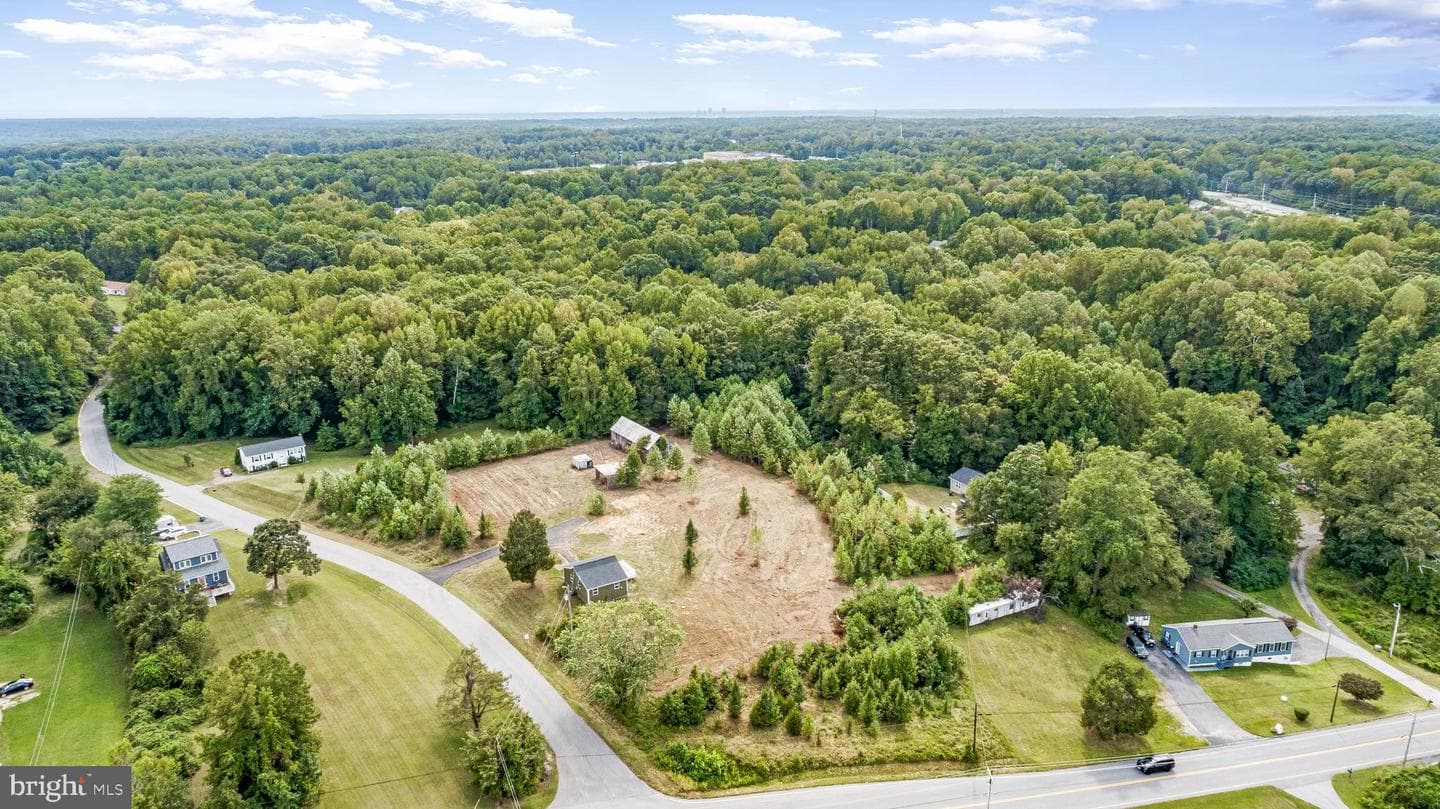 4470 Harvest Lane photo 9