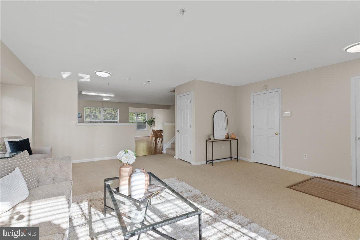 3409 Silverton Lane photo 8