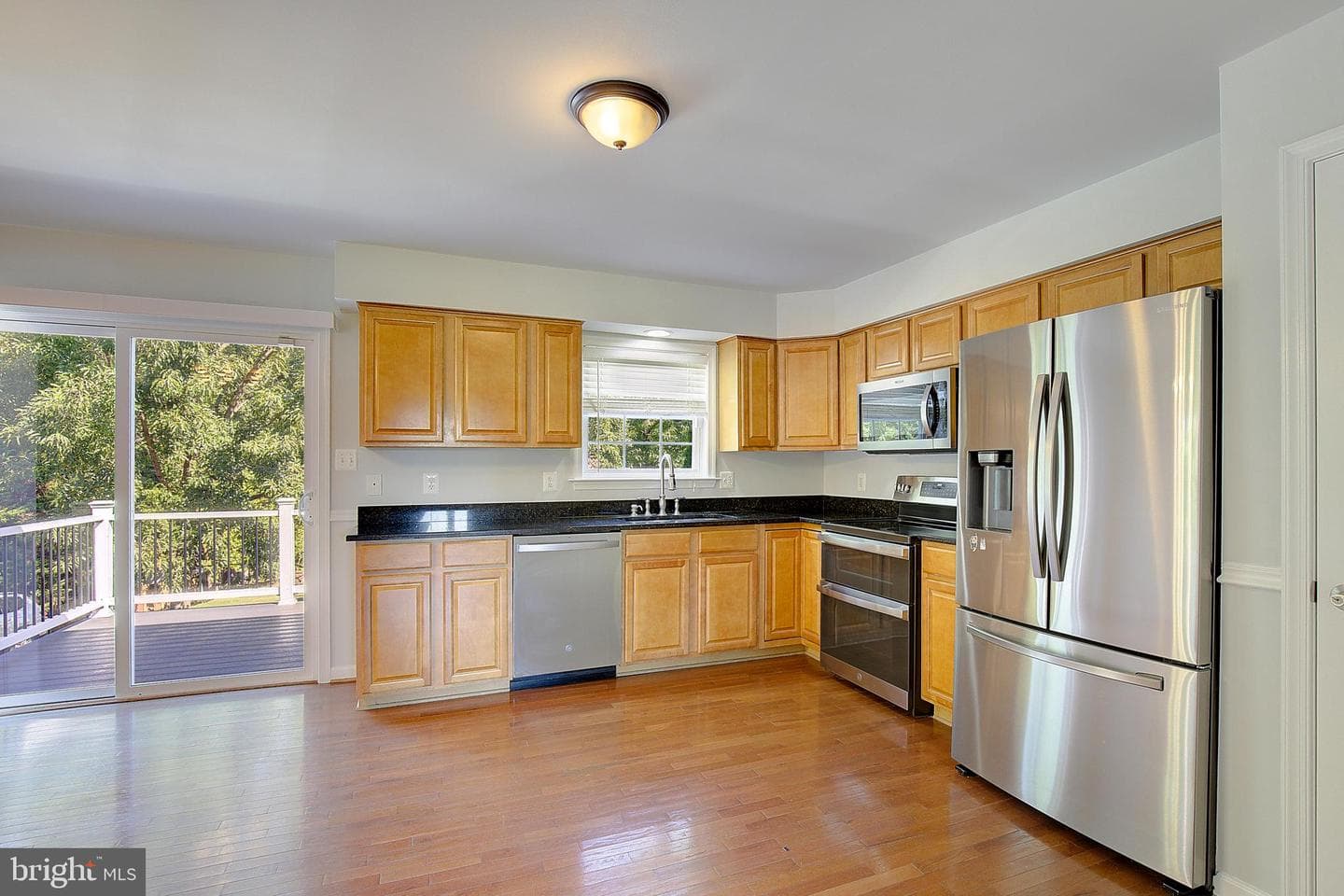 5930 Solomons Island Road photo 8