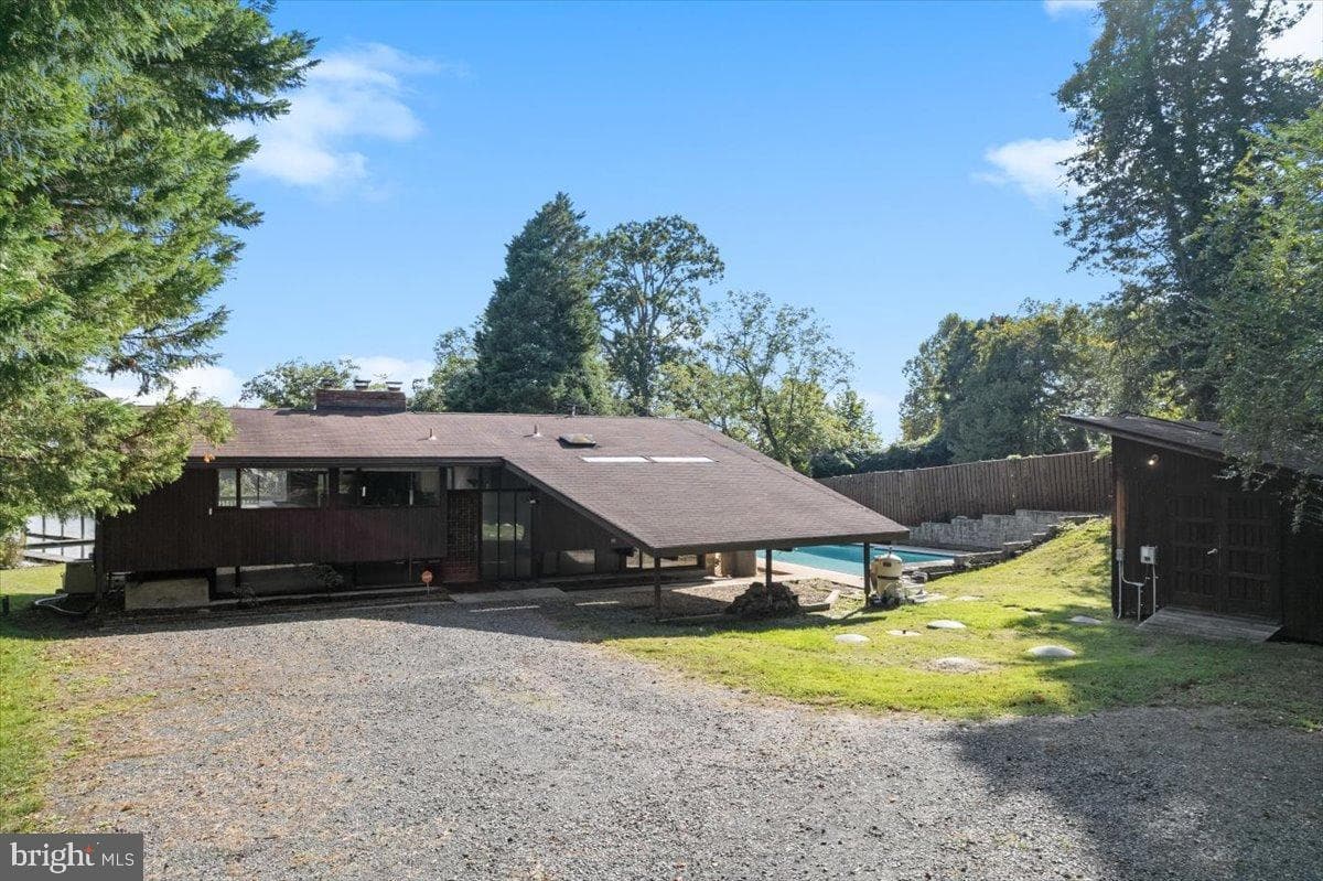 1420 Gregg Drive photo 6