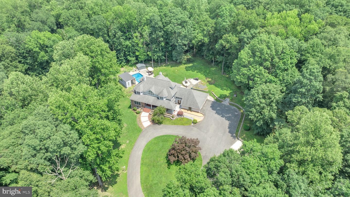 2850 Dunleigh Drive photo 89