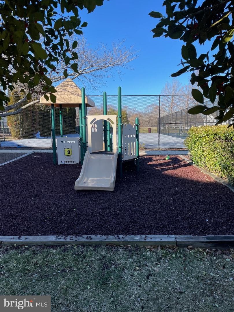 8005 Forest Ridge Drive #9 photo 27