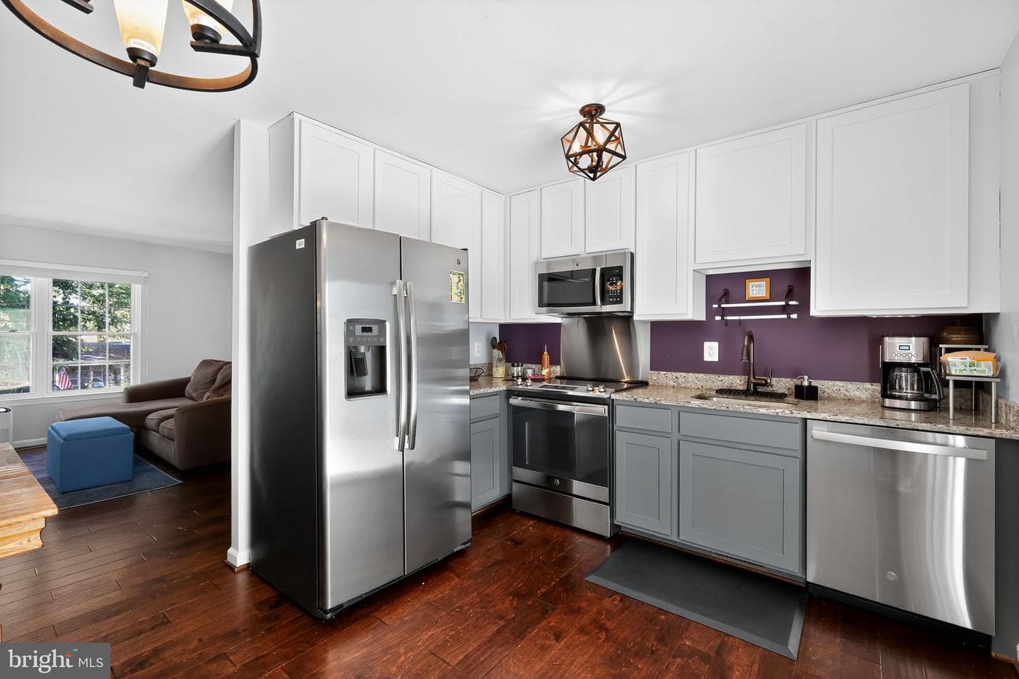 3813 8th Street photo 2