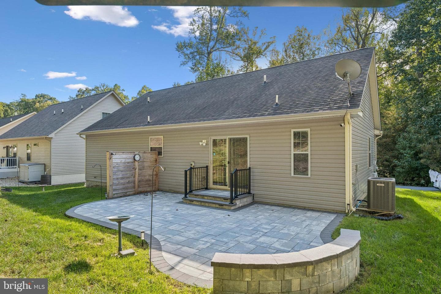 512 Falcon Place photo 19