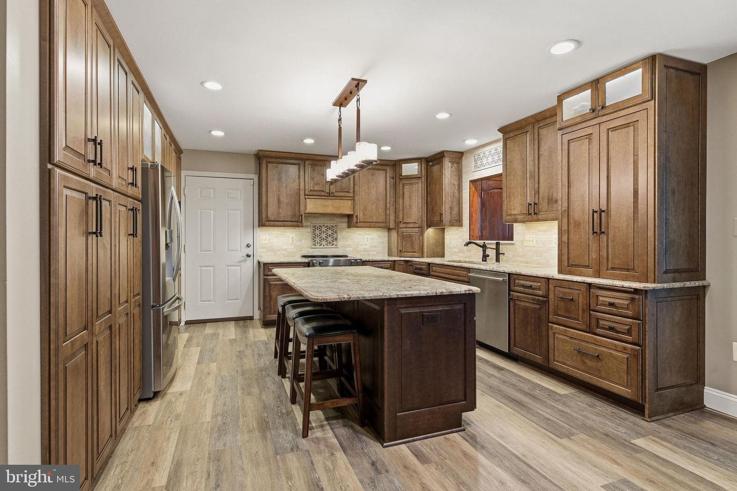 7818 Lake Shore Drive photo 11