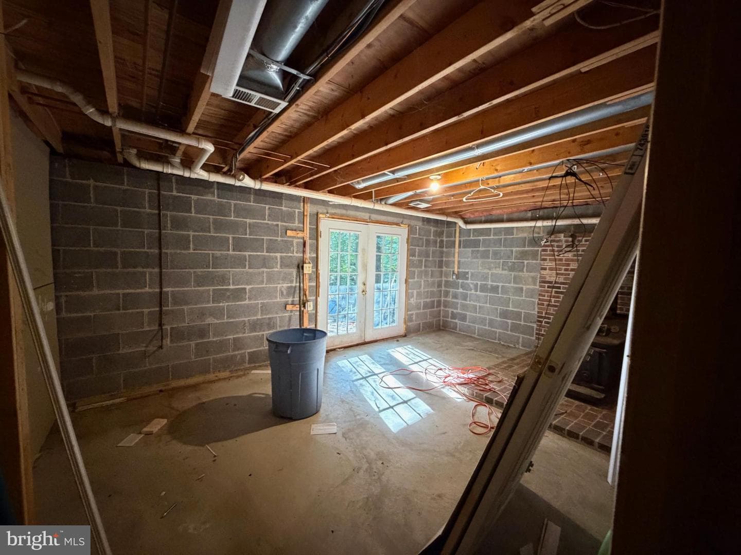 8446 Pine Boulevard photo 15