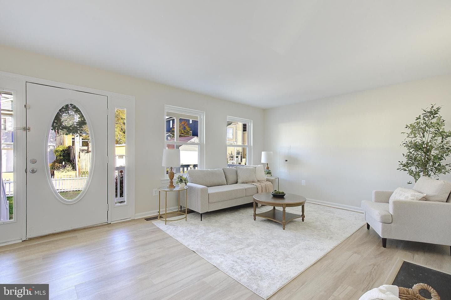8714 C Street photo 11