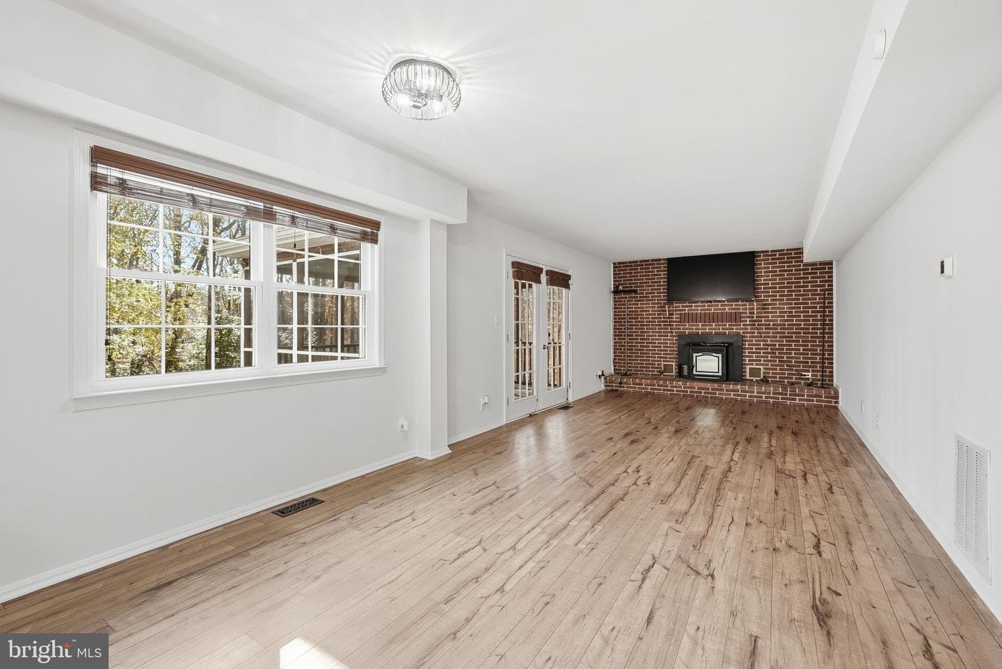 9655 Tara Drive photo 11