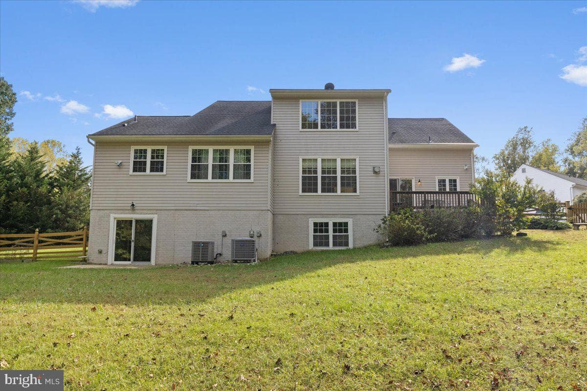 1730 Pinkneys Field Drive photo 10