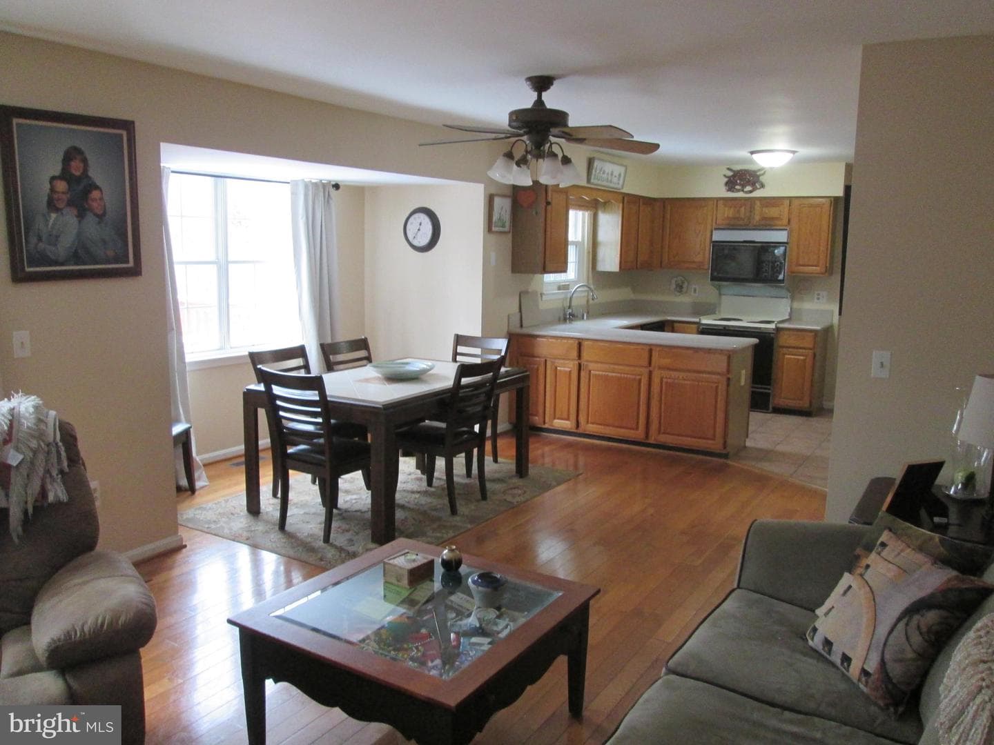 1021 Concord Court photo 5
