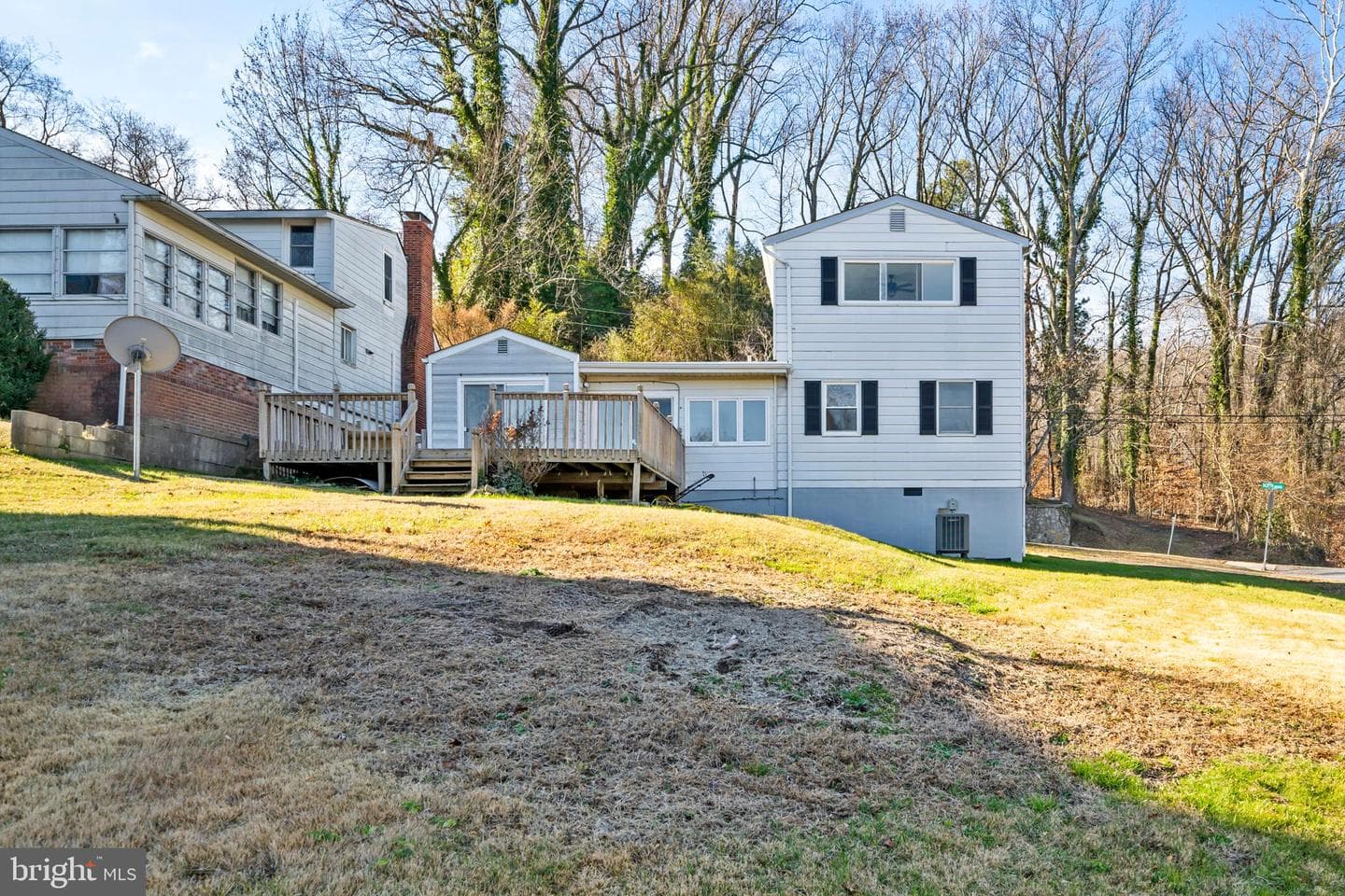 2011 North Avenue photo 10