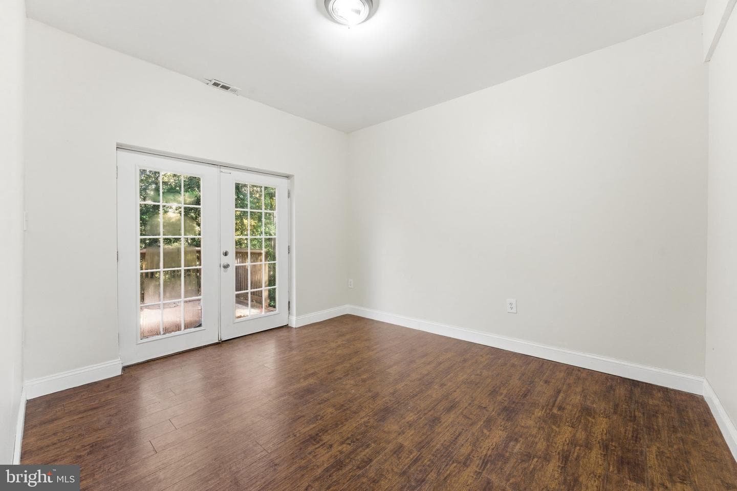 817 Bison Court photo 19