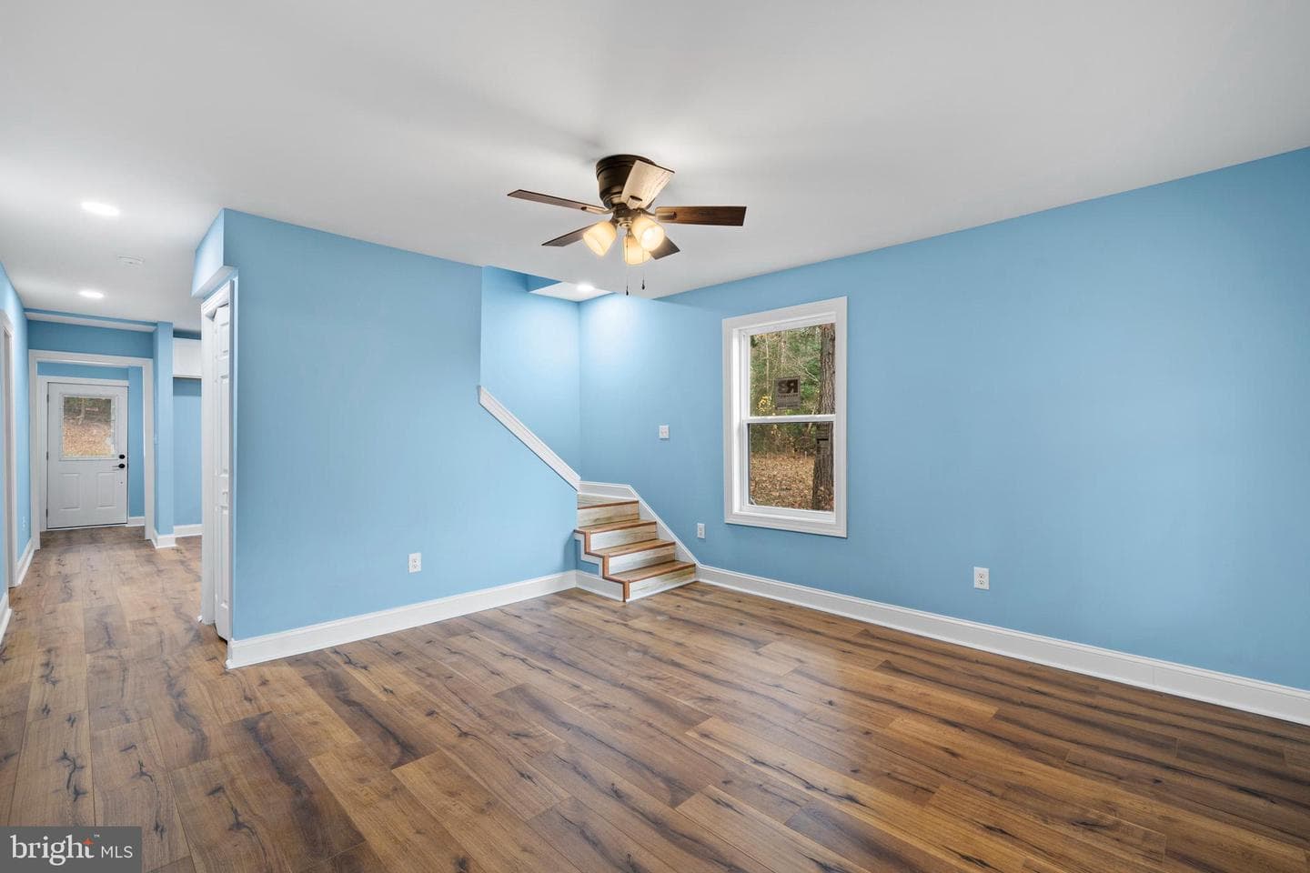 1370 Coster Road photo 7
