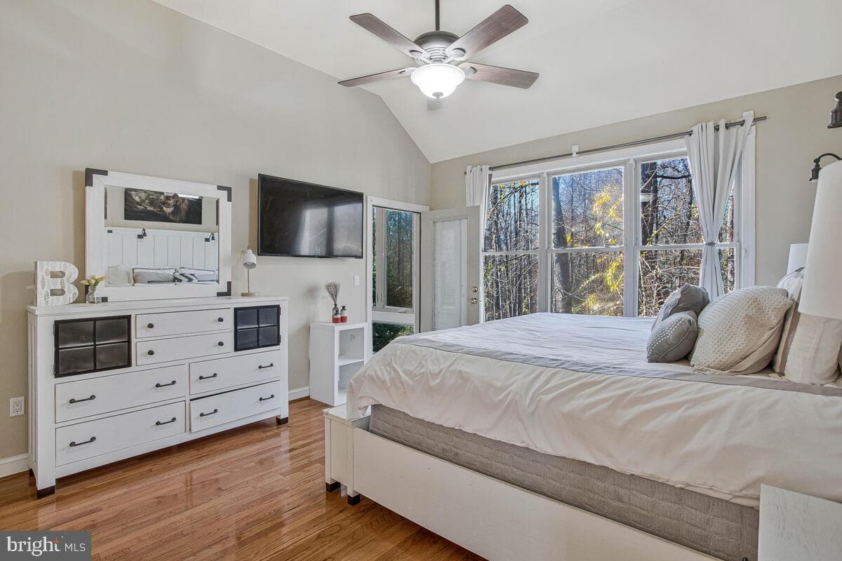 220 Sandhill Court photo 21