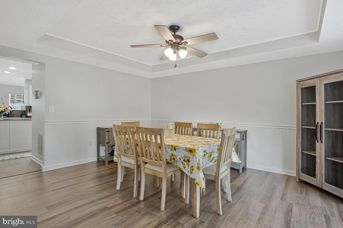 7887 Eagle View Drive photo 4