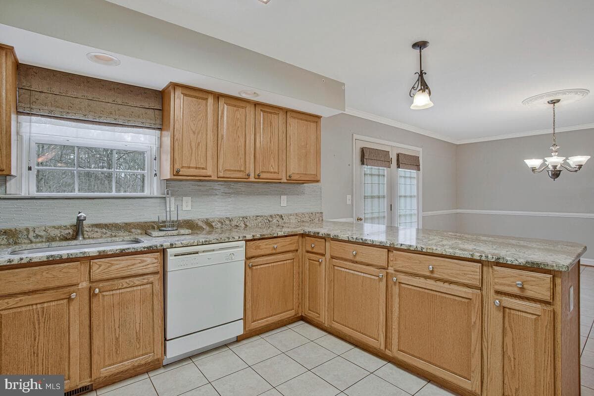 3260 Howard Drive photo 9