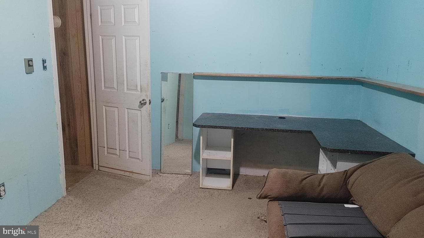 4871 Calvert Drive photo 17