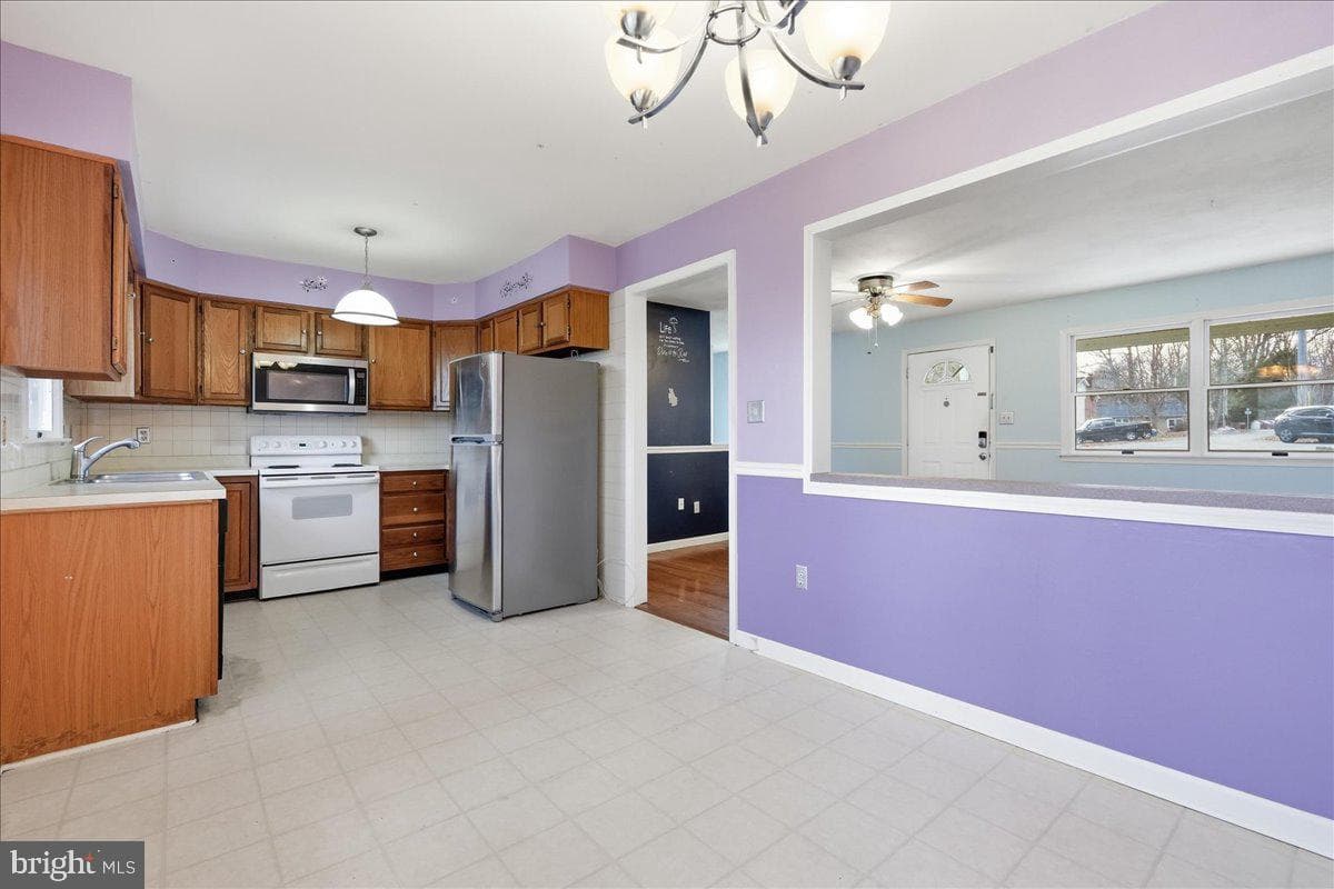 1380 Oakcrest Circle photo 19