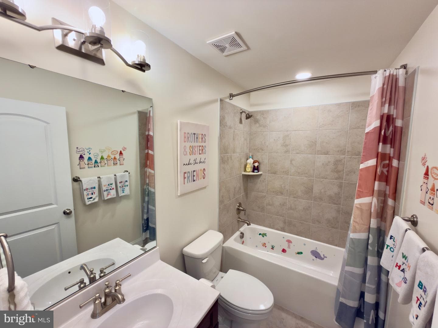 241 Sullivan Lane photo 26