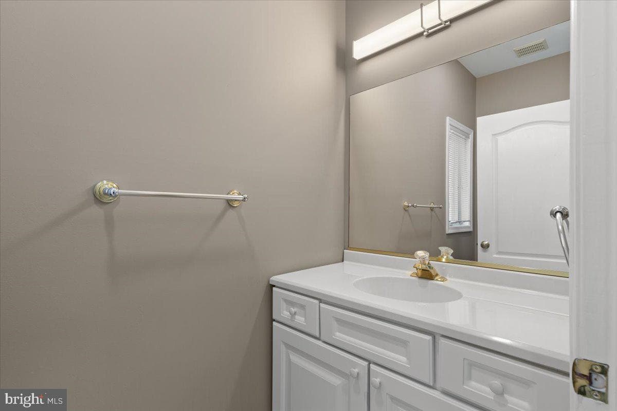 9345 Baker Street photo 29