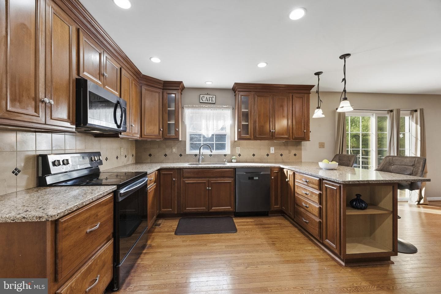 7742 Lake Shore Drive photo 8