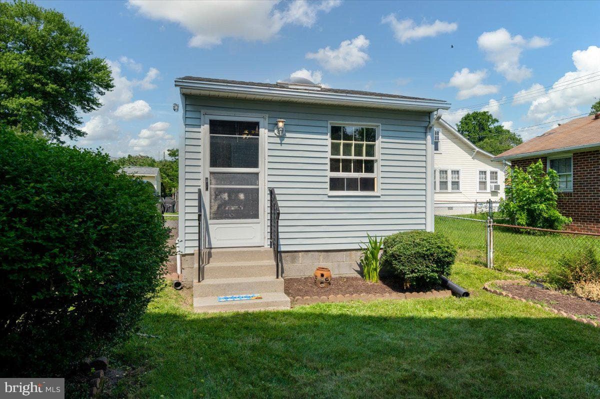 8236 Bayside Road photo 37