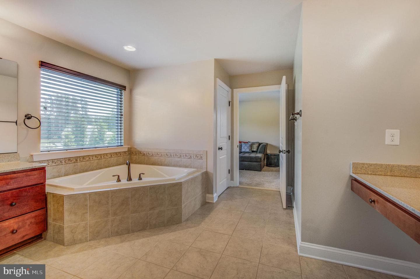 3188 Huntsman Drive photo 40